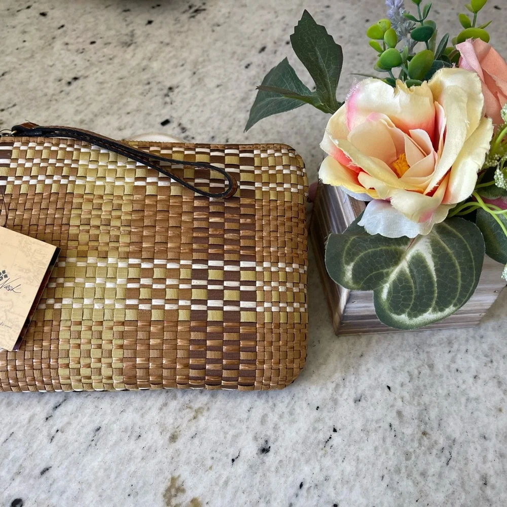 Patricia Nash Cassini Wristlet Ribbons & Raffia Khaki - Picture 3 of 8